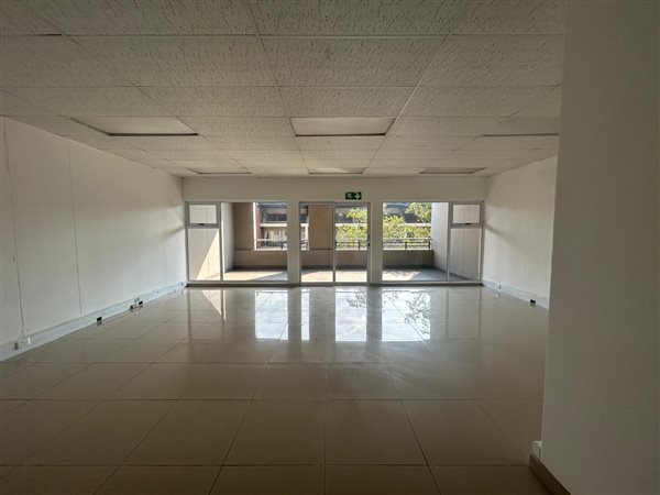 60  m² Commercial space