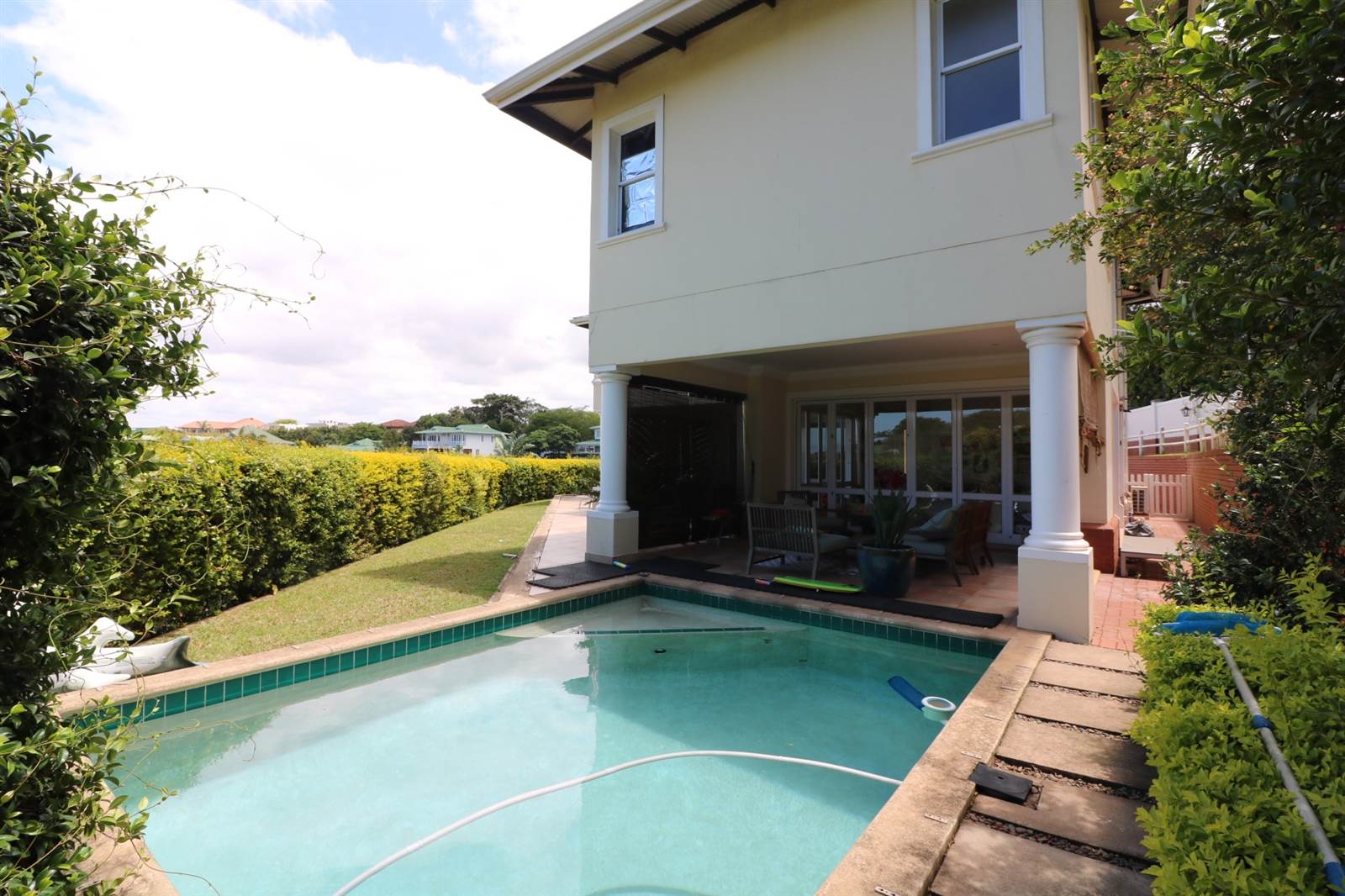 3 Bed Townhouse in Mt Edgecombe Estate 1 & 2 photo number 2