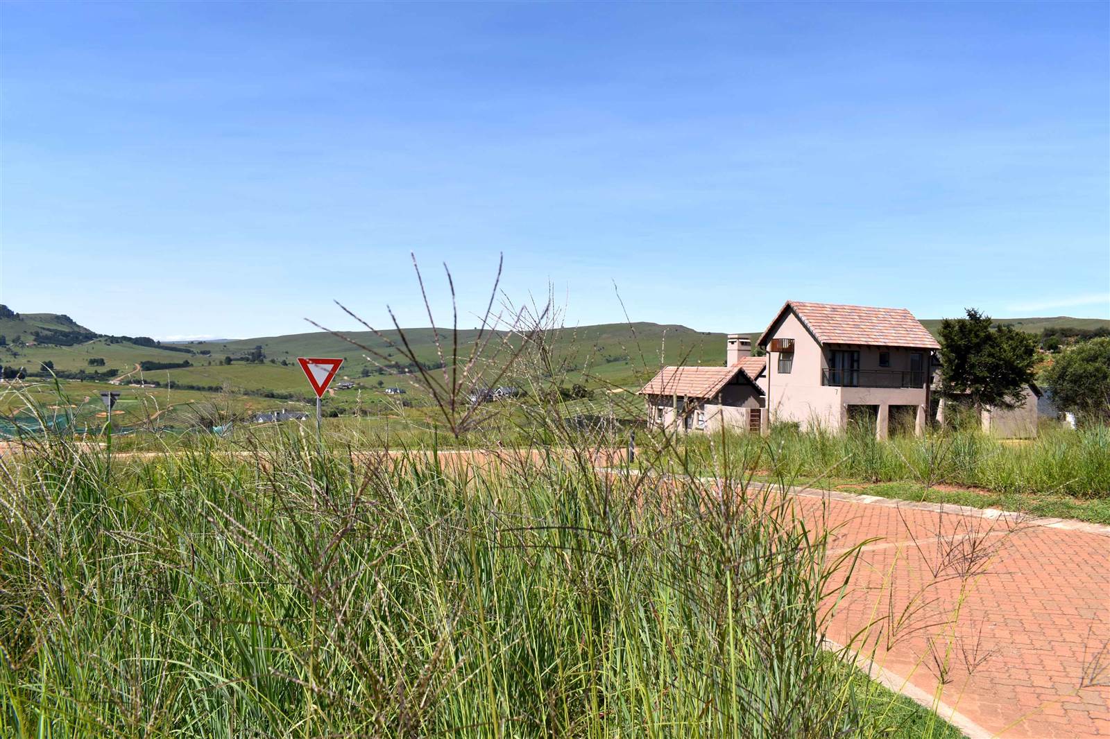 814 m² Land available in Highland Gate Golf and Trout Estate photo number 3
