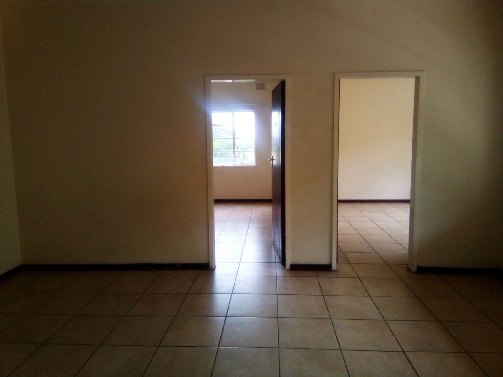2 Bed Flat in Vryheid photo number 8