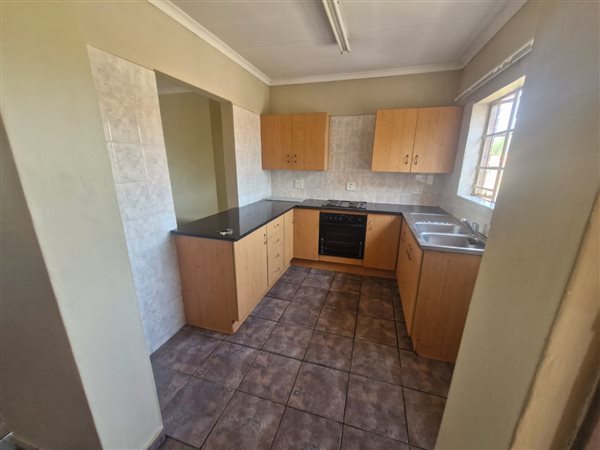 3 Bed Flat