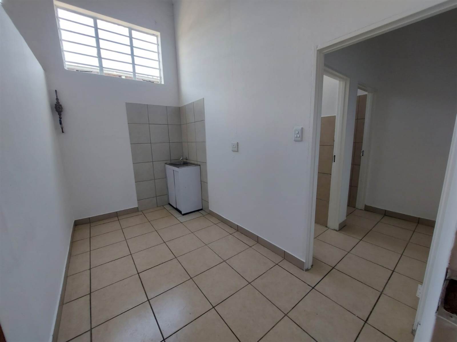 372  m² Commercial space in Lydenburg photo number 8