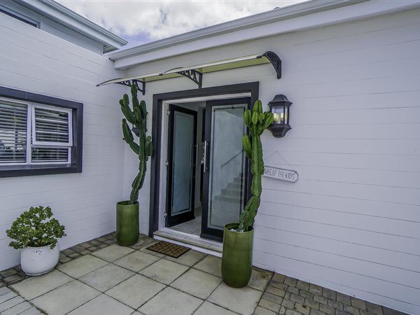 4 Bedroom House 4 Bedroom House