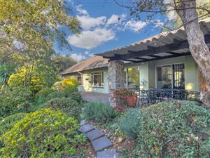 3 Bed House in Craighall Park