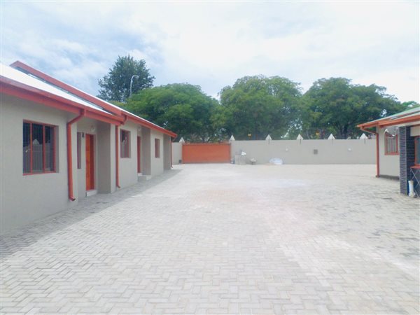 0.5 Bedroom Flat 0.5 Bedroom Flat