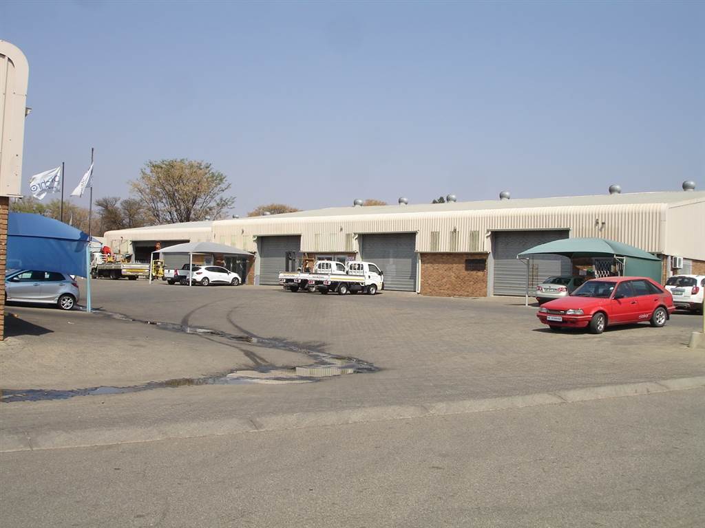 2717  m² Industrial space in Rustenburg Central photo number 5