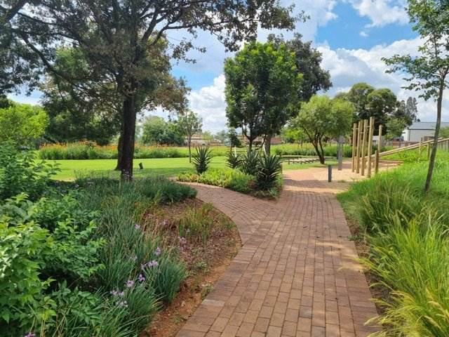 690 m² Land available in Linksfield photo number 3