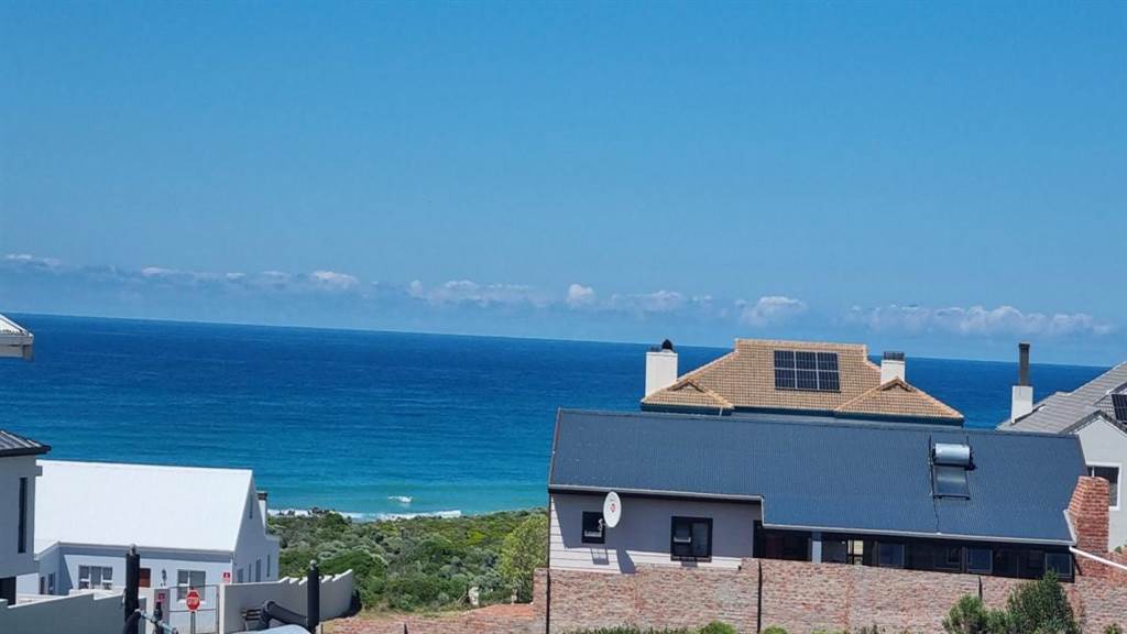 4 Bed House in Agulhas photo number 22