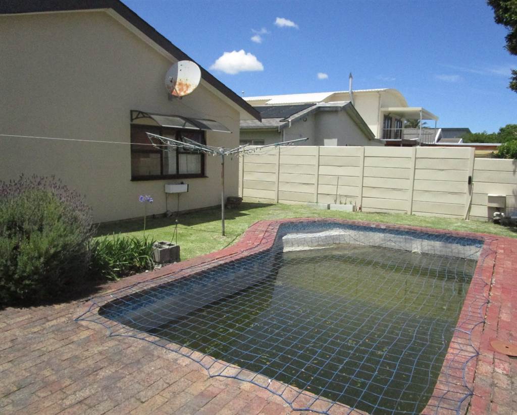 4 Bed House in Rondebosch East photo number 19