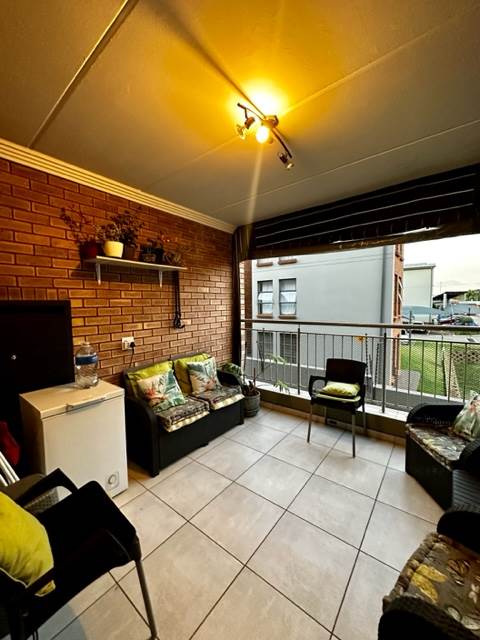 2 Bed Apartment in Eveleigh photo number 2