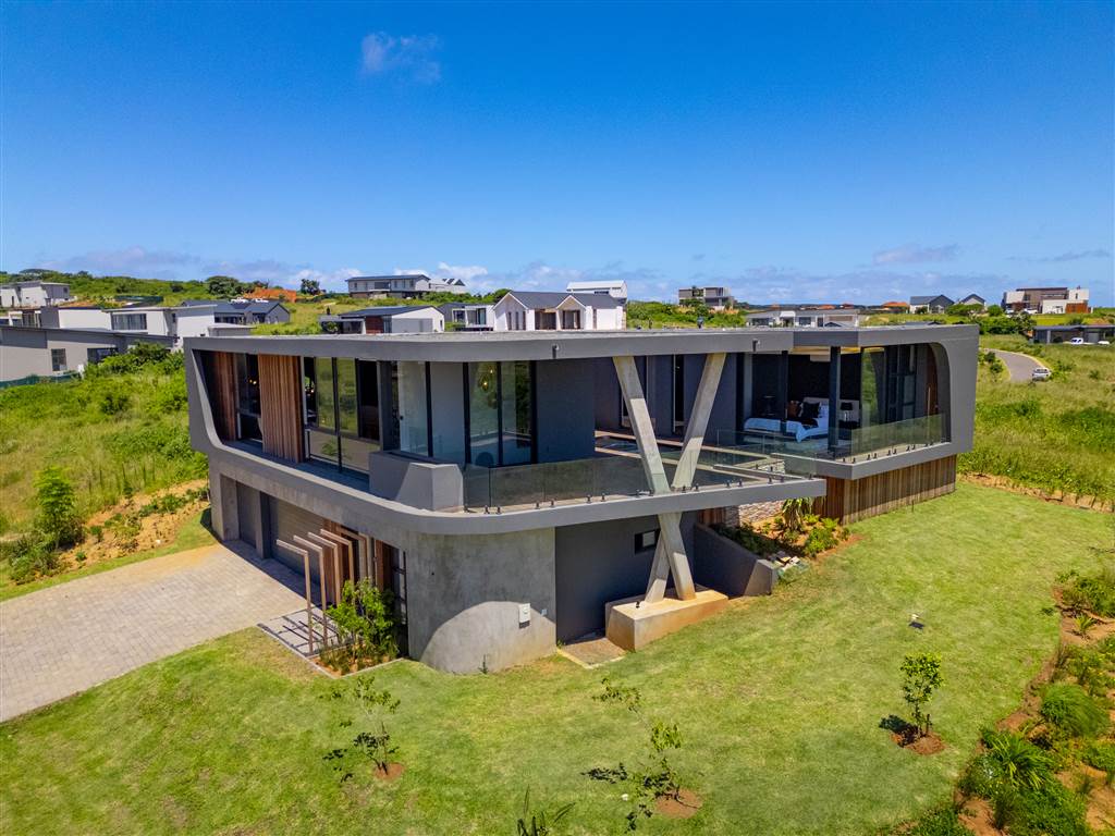 4 Bedroom House 4 Bedroom House