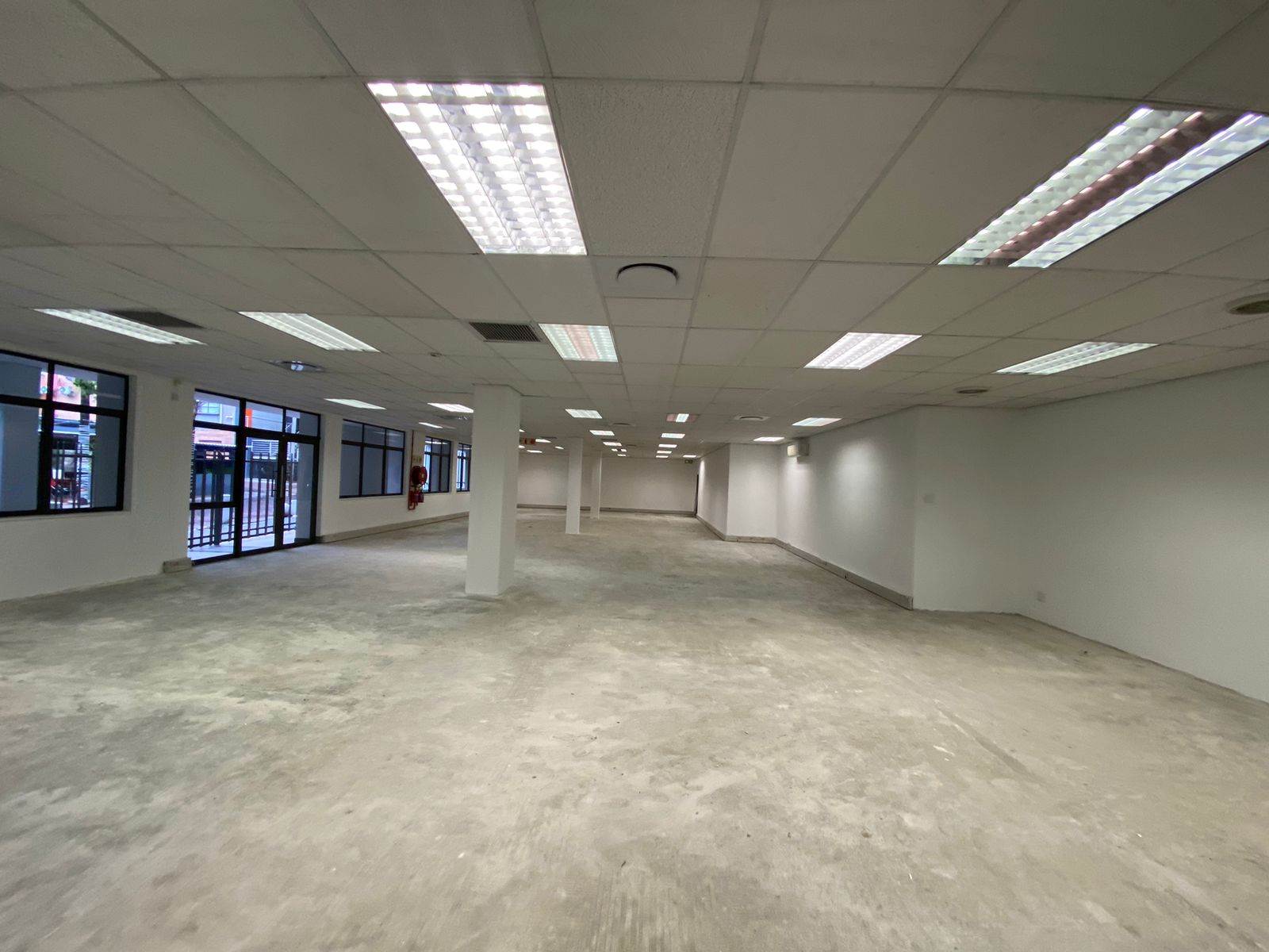 420  m² Commercial space in Rivonia photo number 11