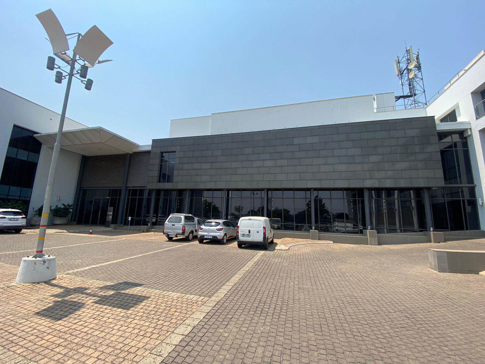 420  m² Commercial space in Rivonia photo number 3