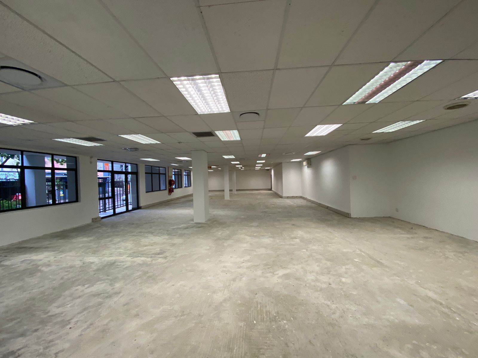 420  m² Commercial space in Rivonia photo number 12