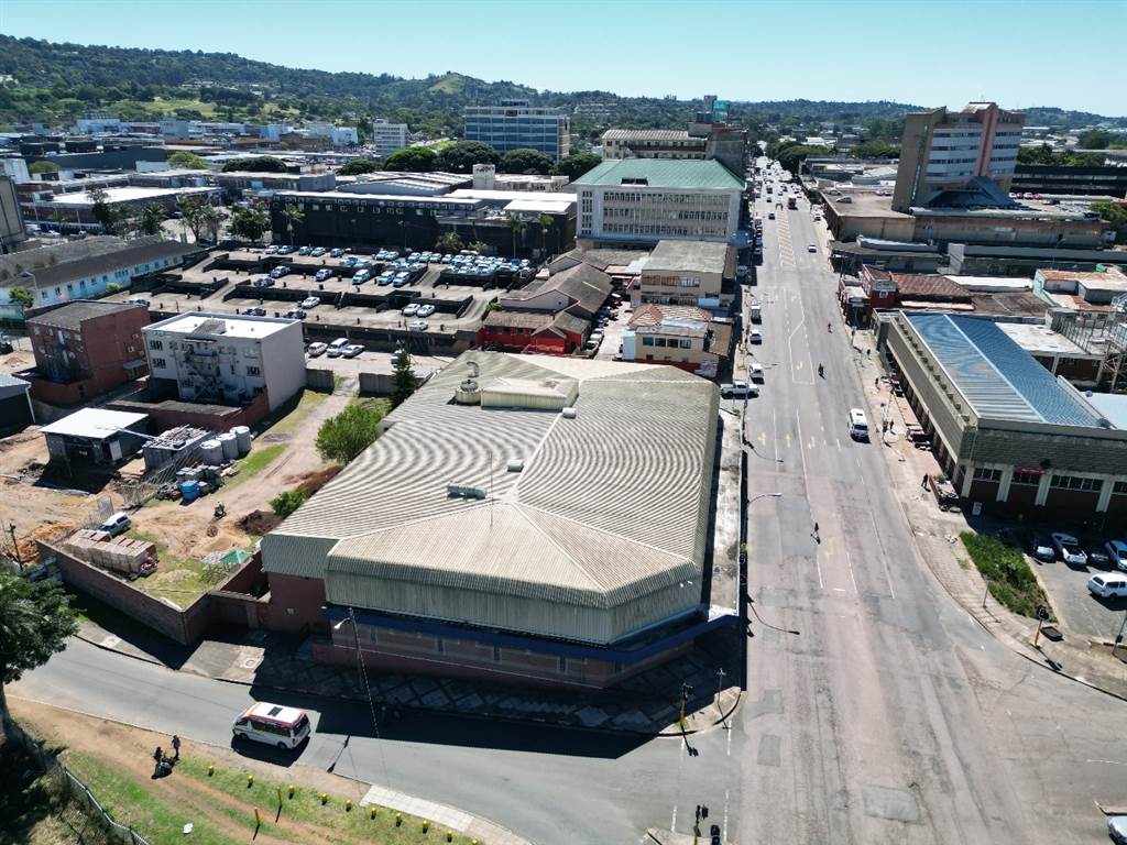 5570  m² Commercial space in Pinetown Central photo number 2