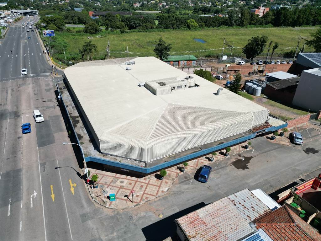 5570  m² Commercial space in Pinetown Central photo number 3