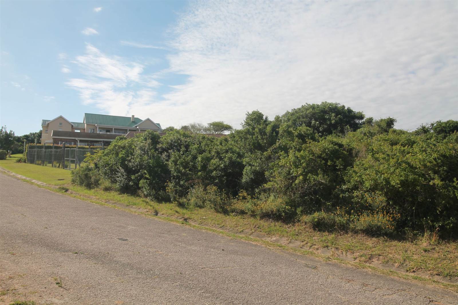 807 m² Land available in Seafield photo number 4