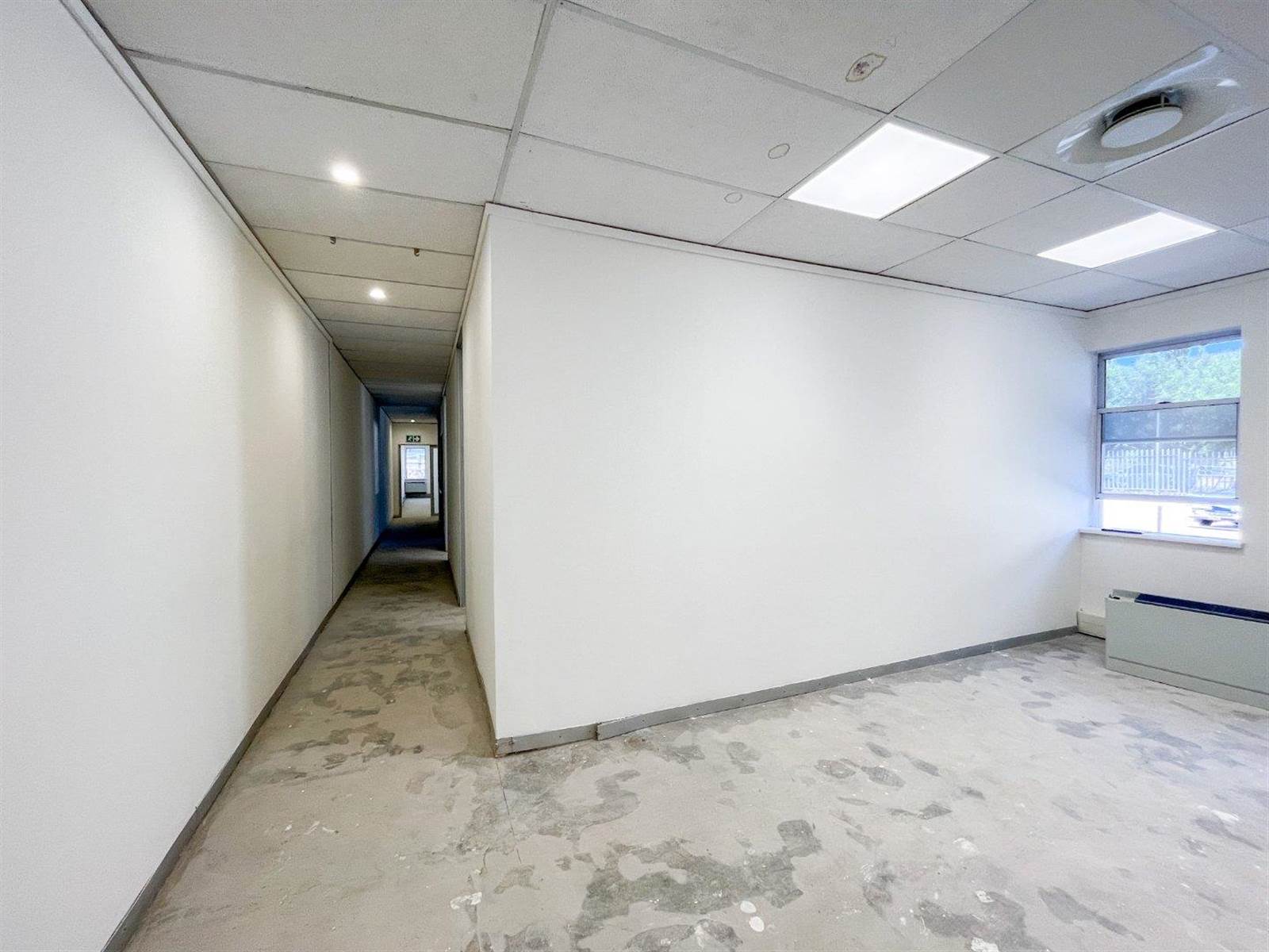 254  m² Office Space in Bellville Central photo number 3