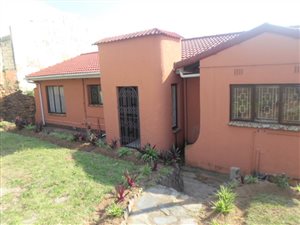 3 Bed House in Shallcross