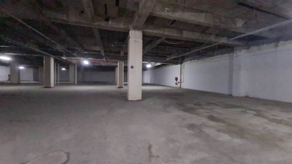 1702  m² Commercial space in Pretoria Central photo number 8