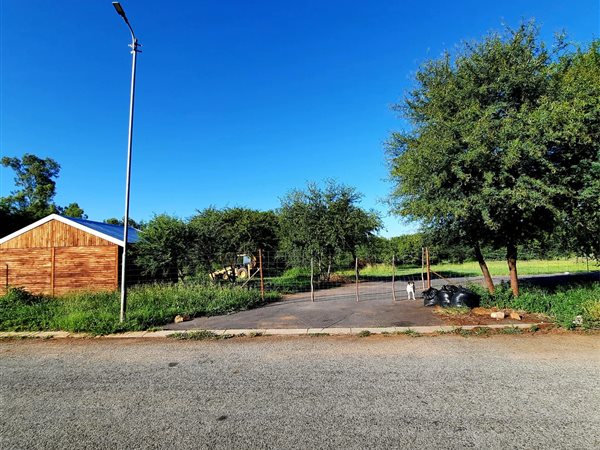 4 084 m² Land 4 084 m² Land