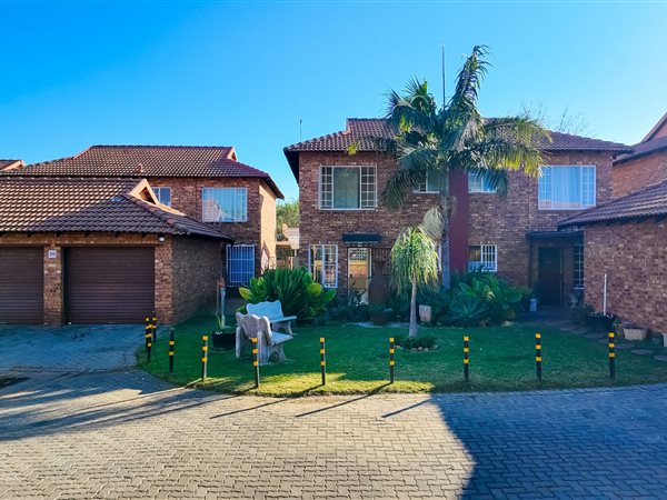 2 Bedroom Duplex 2 Bedroom Duplex
