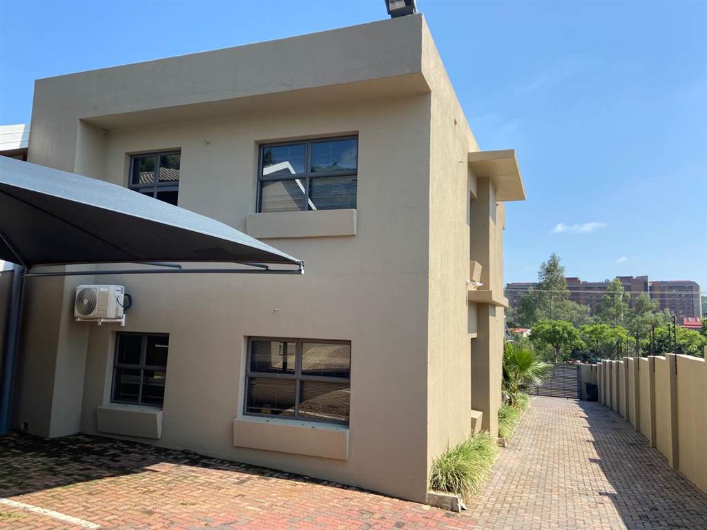 772  m² Commercial space in Groenkloof photo number 13