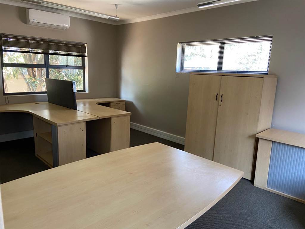 772  m² Commercial space in Groenkloof photo number 8