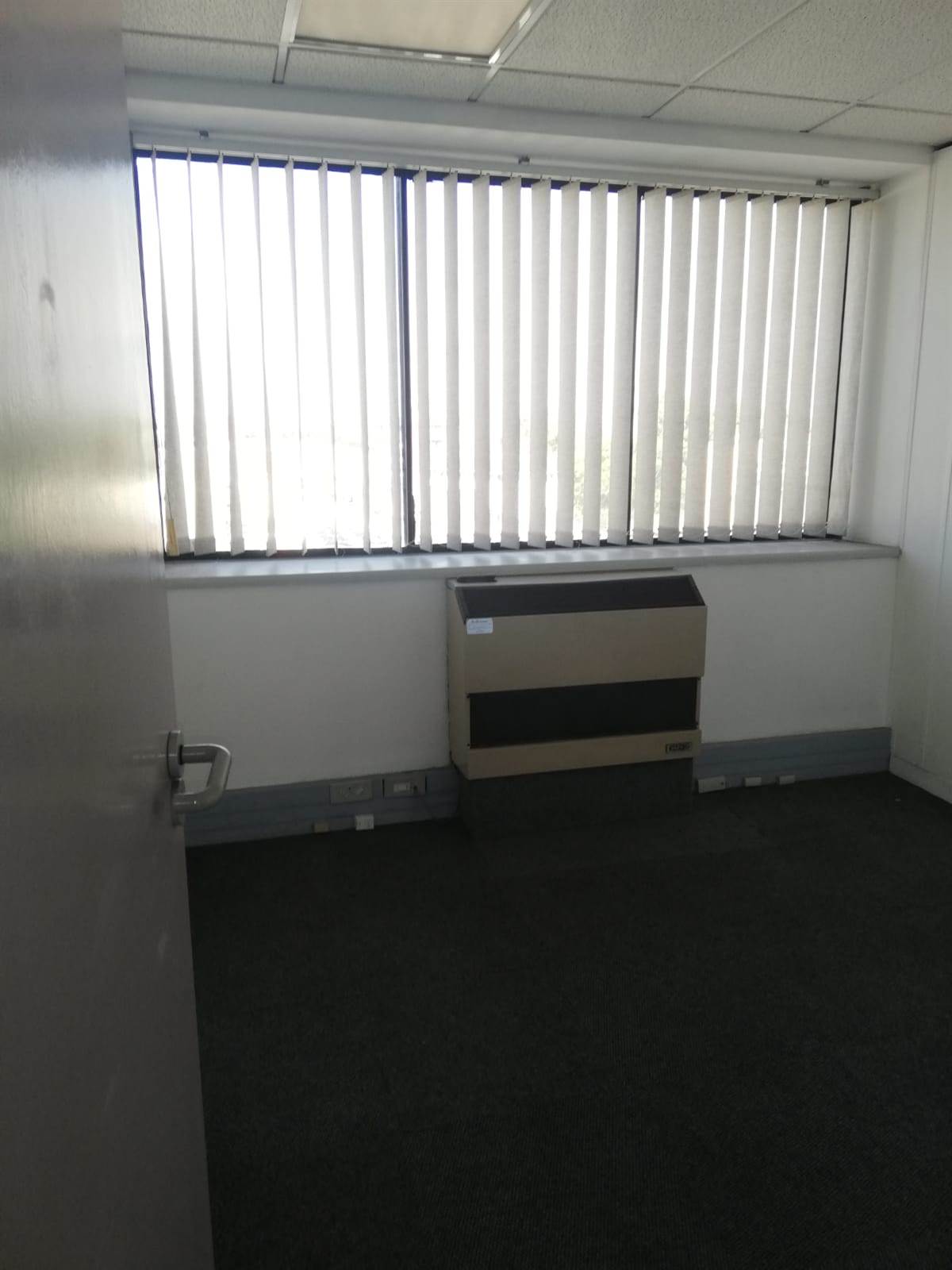 193  m² Office Space in Bellville Central photo number 11