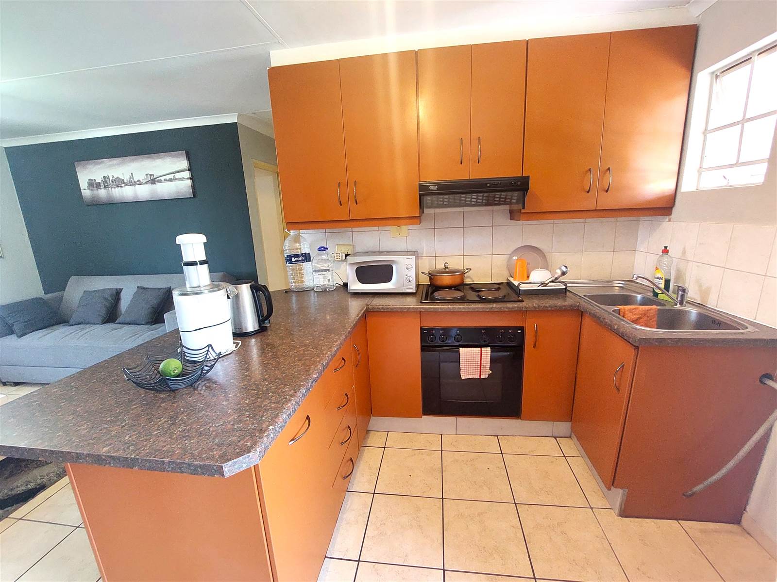 2 Bed House in Groenkloof photo number 6