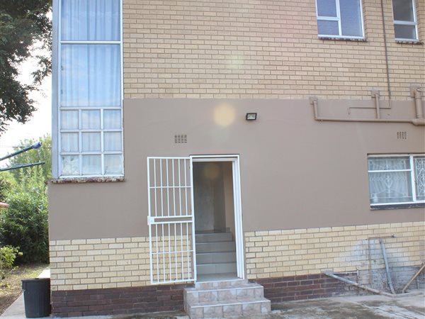 2 Bedroom Flat 2 Bedroom Flat