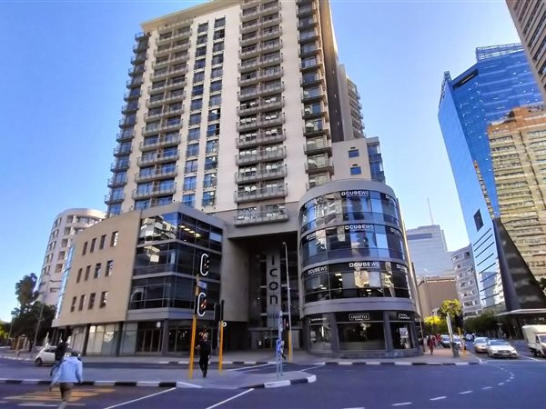 60  m² Retail Space in Cape Town City Centre