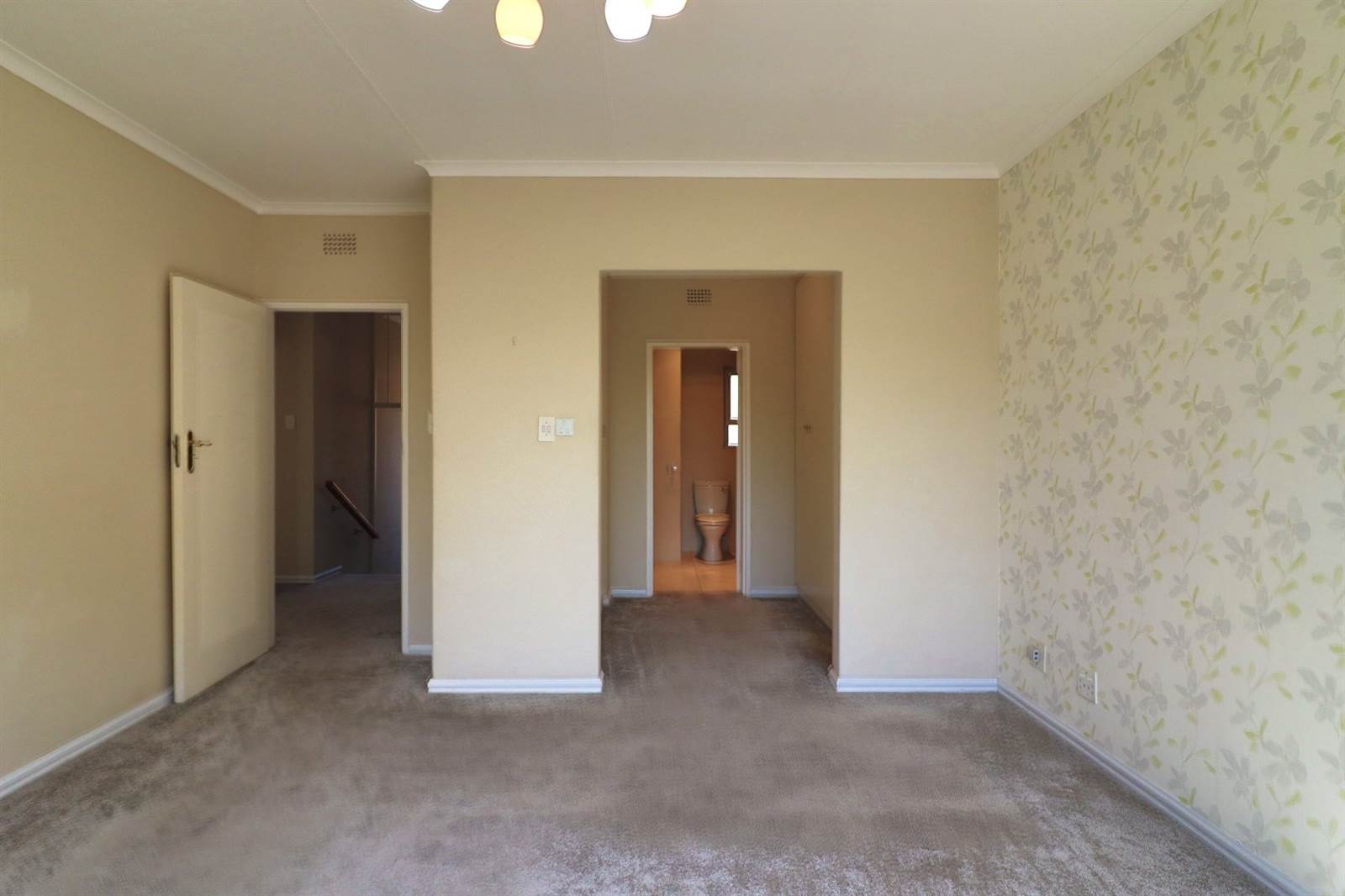 3 Bed Townhouse in Bryanston photo number 29