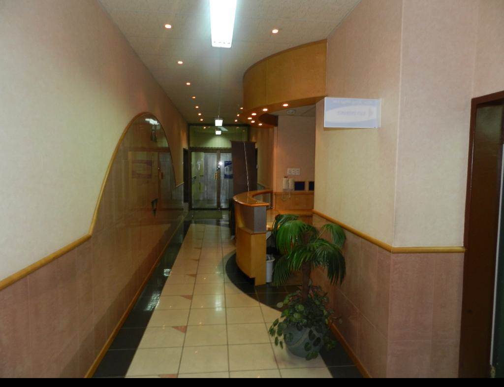 250  m² Commercial space in Durban CBD photo number 10