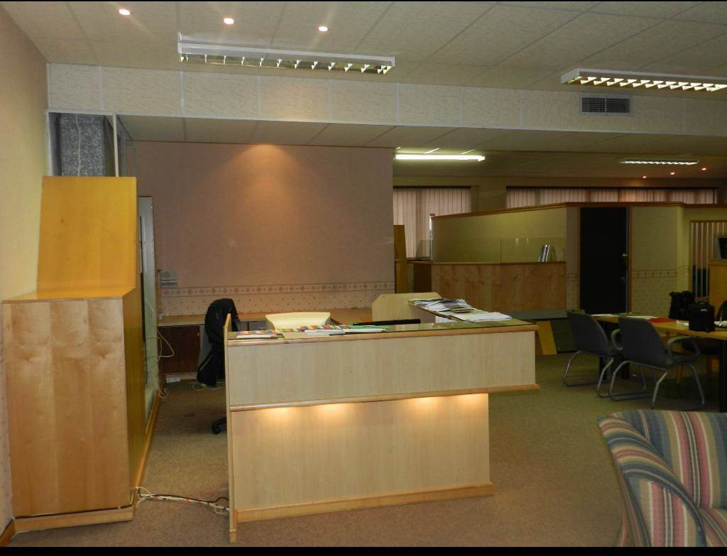 250  m² Commercial space in Durban CBD photo number 5