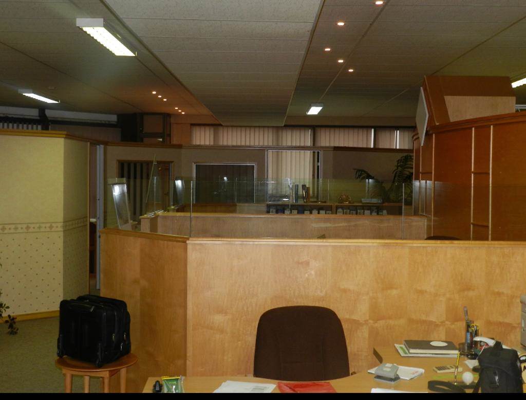 250  m² Commercial space in Durban CBD photo number 4