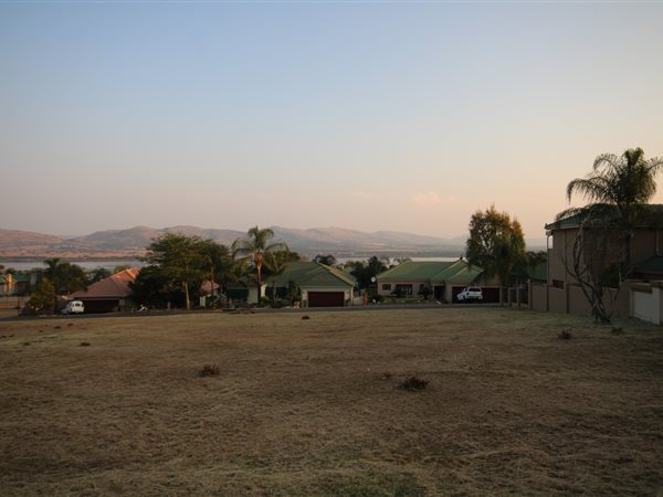 550 m² Land 550 m² Land