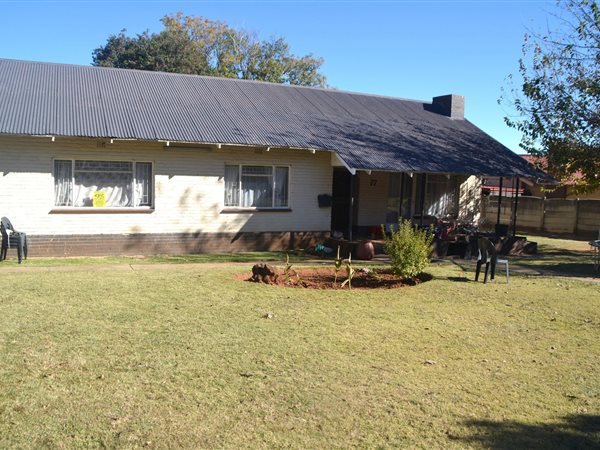 3 Bedroom House 3 Bedroom House