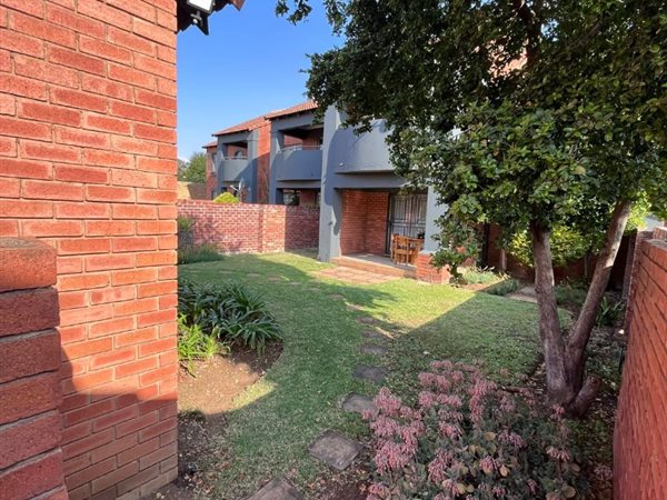 2 Bedroom Townhouse