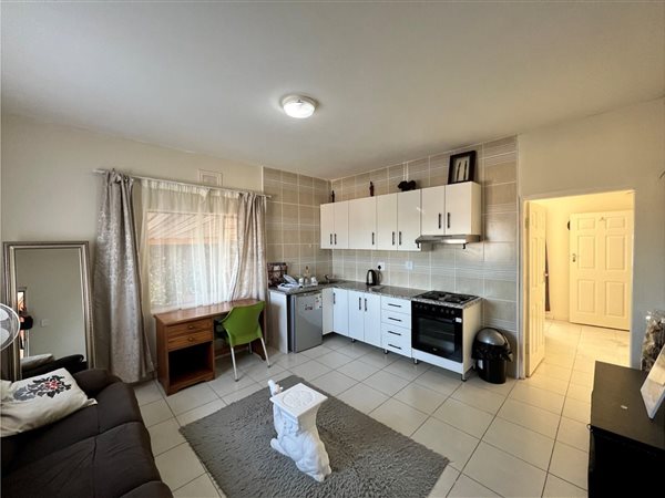 1 Bed Apartment