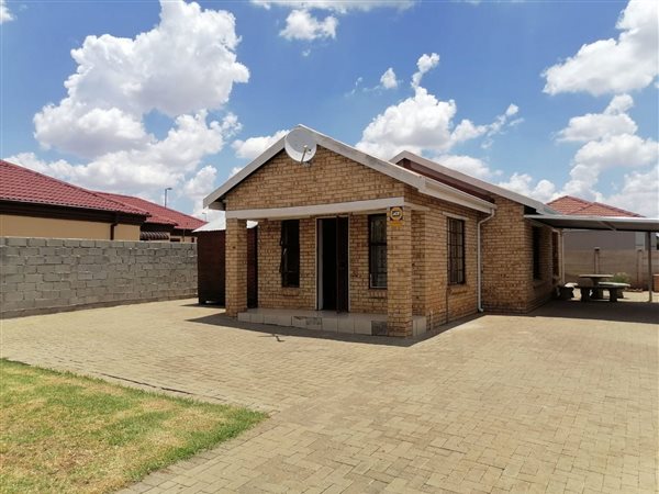 3 Bedroom House 3 Bedroom House
