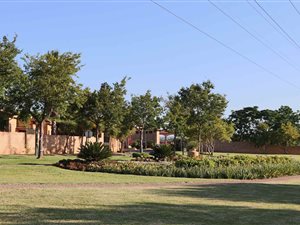 2 Bed Apartment in Maroeladal