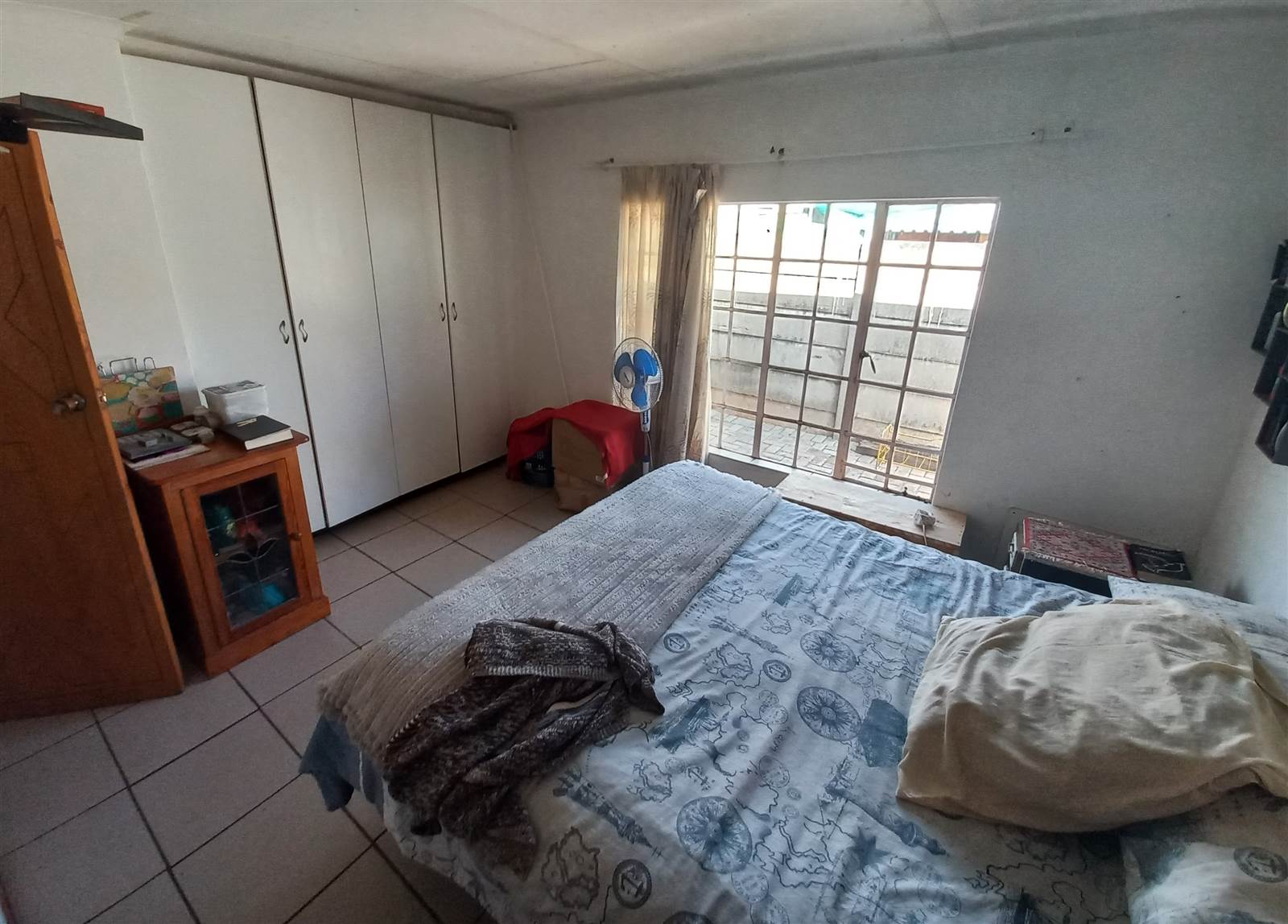 3 Bed Townhouse in Rensburg photo number 18
