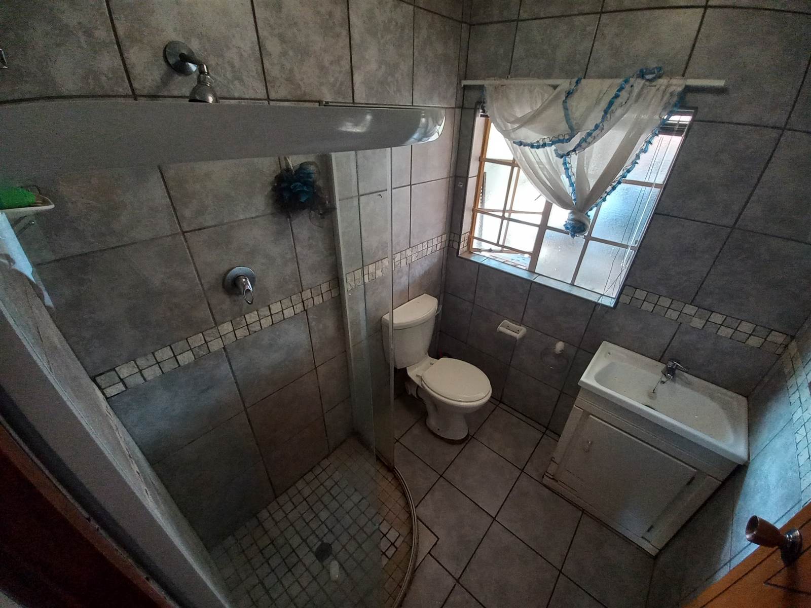 3 Bed Townhouse in Rensburg photo number 23