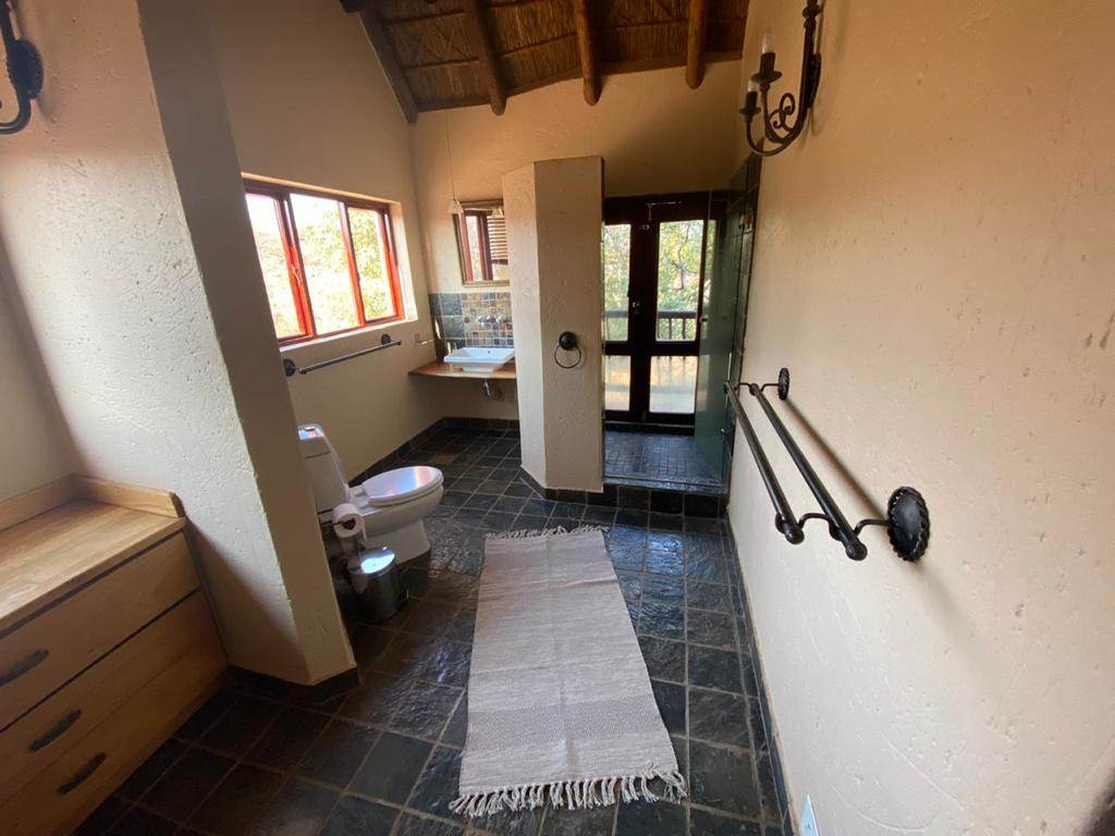 3 Bed House in Mabalingwe Nature Reserve photo number 16