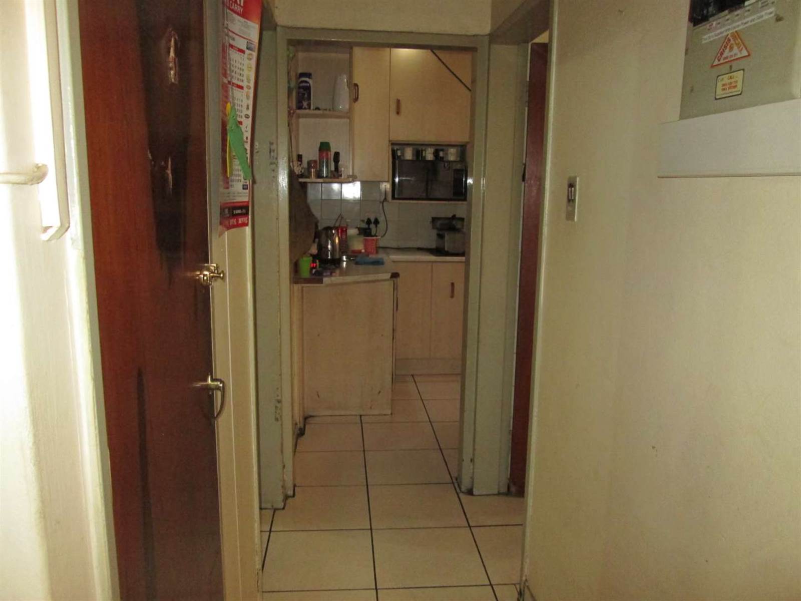 4 Bed Apartment in Pretoria West photo number 9