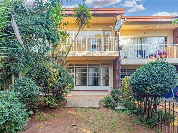 2 Bedroom Townhouse 2 Bedroom Townhouse