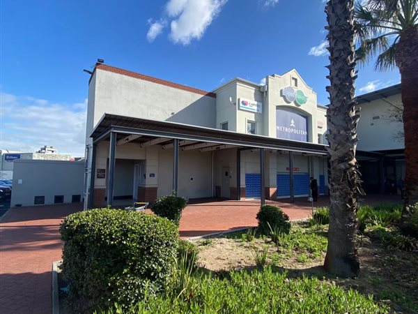 71  m² Commercial space