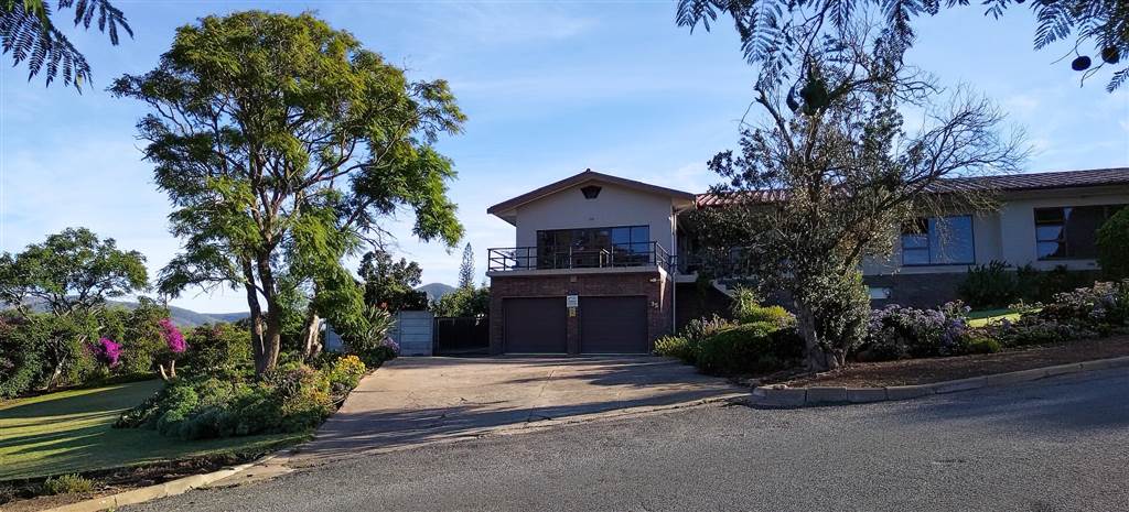 4 Bed House in Bonnievale photo number 1