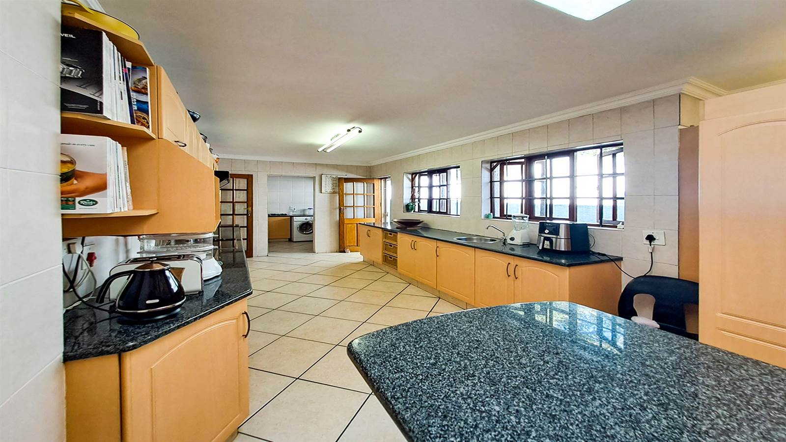 4 Bed House in Rivonia photo number 23